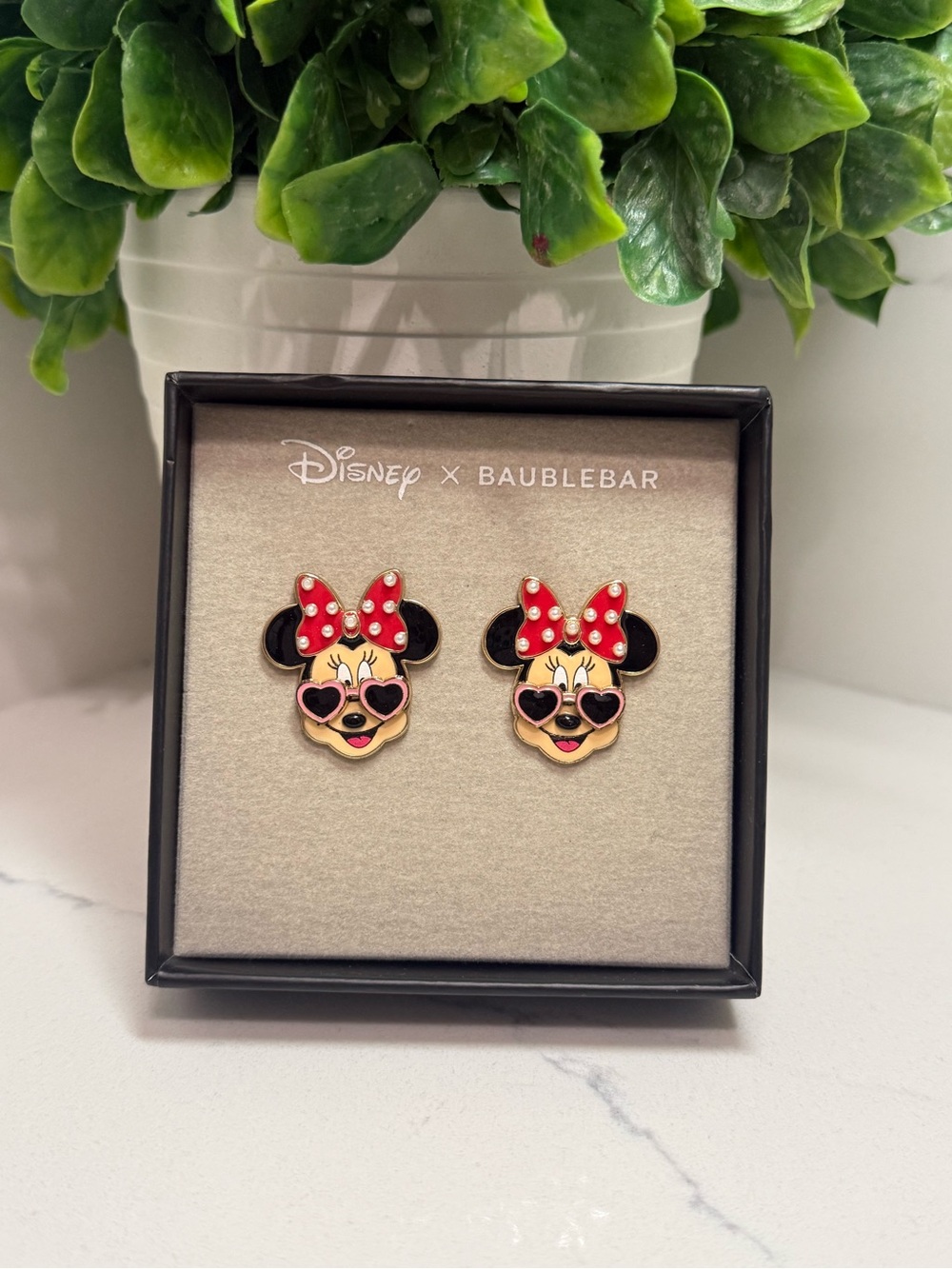 Disney Baublebar Minnie Mouse Heart Glasses Mini Pearls Stud Earrings